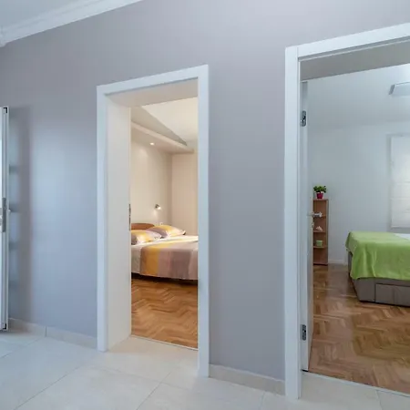 Angela Appartement *